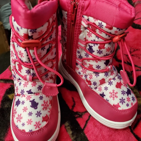 Girls Snow Boots - Picture 1 of 5